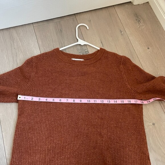 Old Navy rust orange ribbed crewneck soft sweater - Picture 3 of 6